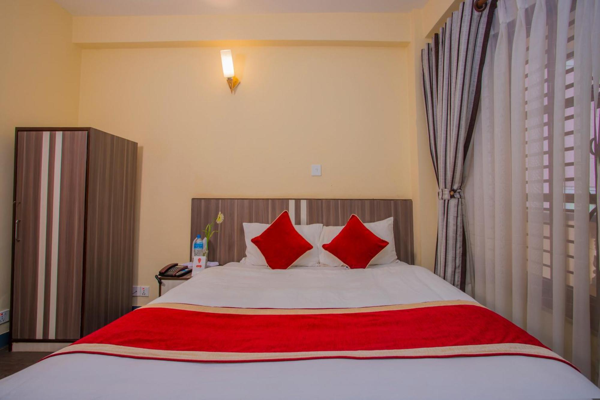 Oyo 297 Hotel Aayam Kathmandu Esterno foto