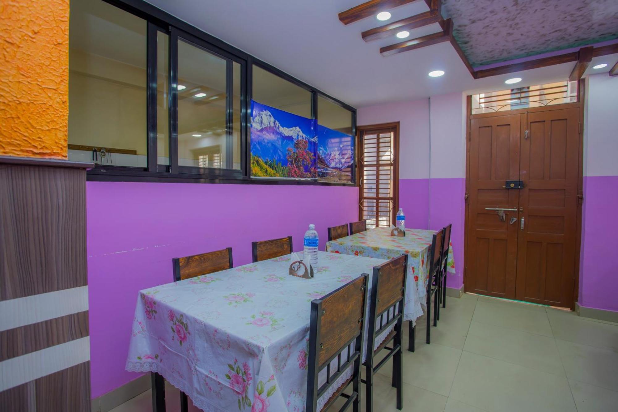 Oyo 297 Hotel Aayam Kathmandu Esterno foto